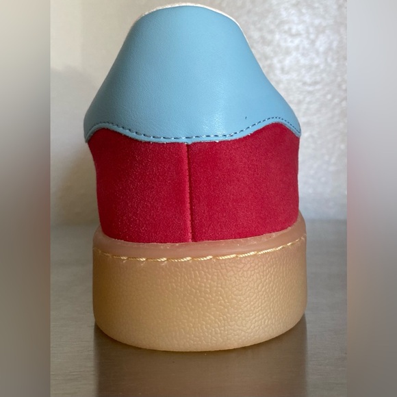 STEVE MADDEN WOMENS RED AND BLUE SNEAKERS - Picture 10 of 15